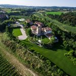 Prestigious Residence among Vineyards and History on Lake Garda