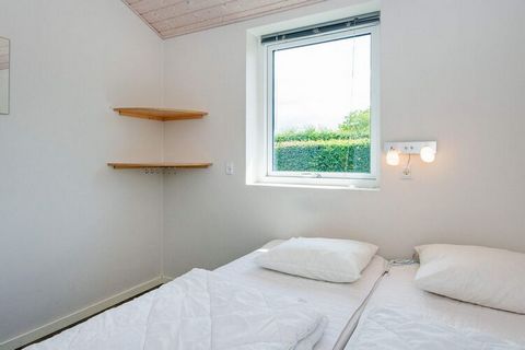 DO NOT RENT TO YOUTH GROUPS! Holiday home with swimming pool and whirlpool located in Skovgårde with sea views from the kitchen and living room. The house is a low energy cottage built in 2017. The house is built in the best materials with many excit...