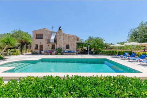 Set on the outskirts of Llucmajor, this fantastic villa with a private pool can comfortably accommodate 6 people. Spend a lazy afternoon in the Mediterranean garden with fish ponds, flowers, and shady areas. Have a cool drink at the bar while the kid...