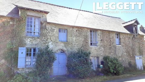 A13724 - This delightful semi-detached country cottage with outbuildings and a lovely garden has everything you need for your new life in France. Situated in a hamlet 4 km from Antrain Val-Couesnon, this house full of character has so much potential ...
