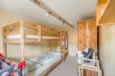 Cette maison de vacances aménagée de façon moderne et avec goût se trouve à Wernigerode dans le Harz. Dans la pièce à vivre ouverte, un poêle à bois garantit une ambiance confortable. De vastes salles de bains vous assurent un bien-être maximal. Une ...