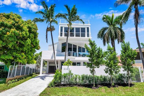 Be the first to occupy this newly constructed modern house in the coveted Lauderdale Beach neighborhood east of A1A. With the ocean just across the street, this stunning home boasts a sophisticated design with floor-to-ceiling glass walls that offer ...
