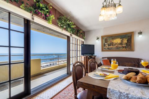 About this space Live like a local in the heart of VILA DO CONDE! COZY is the word that best describes this apartment. With an excellent CENTRAL LOCATION, in this apartment you will find a TERRACE and an AMAZING VIEW OF THE BEACH, which will allow yo...