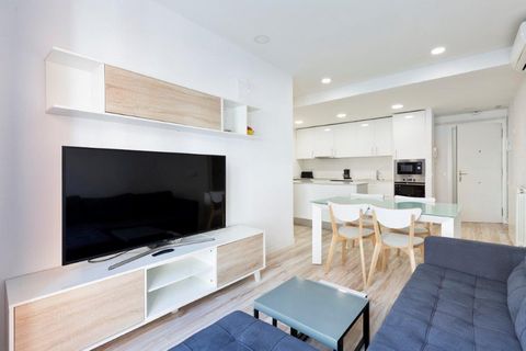 Apartamento espacioso, nuevo y gracias a la ubicación céntrica de este alojamiento, tú y los tuyos lo tendréis todo a mano.