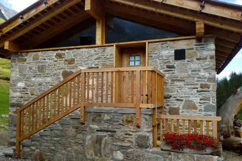 Our holiday home, completed in 2018, resembles a typical South Tyrolean barn on the outside, but inside we have furnished everything with the larch that is typical of our area. Bedroom furniture in pine ensures pleasant sleeping comfort. Generous win...