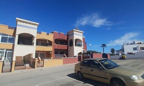 Upper Floor Apartment with Terrace, Solarium and Pool in Dream Hills, Orihuela Costa. It is located in a quiet residential area, 300 m from three Shopping Centers with Shops, Bars, Restaurants, Aldi Supermarket, 5 km from the beaches of Orihuela Cost...