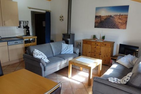 Beautiful holiday home from a private owner, in the quiet, sunny De Haan, 2 bicycles free of charge. Beach hut with loungers and parasol can be booked separately.