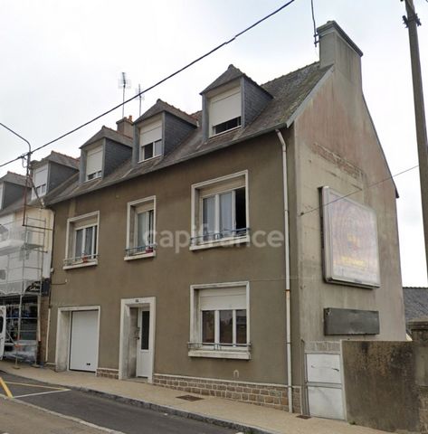 Dpt Finistère (29), Immeuble de rapport 175 m2, libre de syndic, 3 appartements et garage