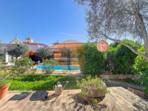 Award-winning T2 house for sale in Alte. In the magical village of Alte, an art center in the heart of the Algarve mountains, we find this work awarded with the Architecture and Urbanism prize from the Municipality of Loulé. A house made to achieve t...