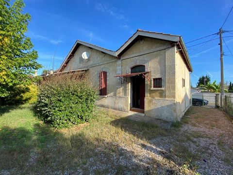 Contact Mr Sébastien GOYARD on Right in the center of St Yzan de Soudiac, close to amenities and SNCF train station, N10 access towards Bordeaux 5 mins away. Beautiful stone house to revive. Entrance, toilet, bathroom, three large bedrooms, living ro...