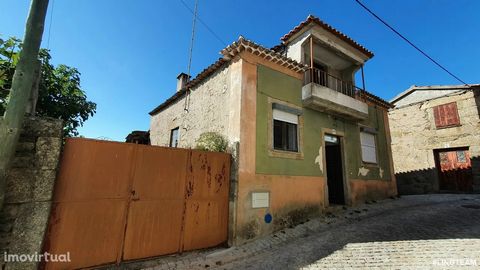 2 bedroom villa with patio for sale in Palvarinho, Castelo Branco - House with r / ch, large lining and cellar with storage - The r/ch has a living room, a kitchen with small terrace that gives access to the patio, two bedrooms, a toilet and also som...
