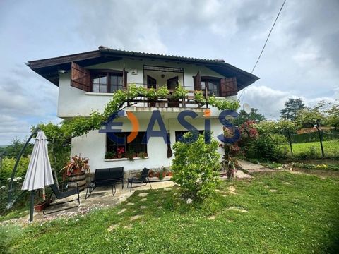 ID 33252364 Price: 260 000 Euro Location: Priseltsi (Obzor, Burgas region) Rooms: 8 Total area: 212 sq. m. m Plot area: 1375 sq. m. No maintenance fee Floor: 2 The building has been put into operation - Act 16 Payment: 5000 Euro - deposit 100% upon s...