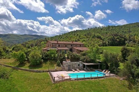 Tuscany; Etruscan Coast; Bibbona; House with pool; Isolated location; Air conditioning; Terrace; Pool; Garden; WiFi; Satellite TV; Dog; Family; Children; Groups;