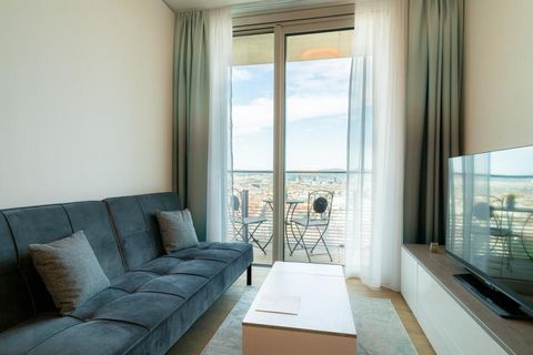 With valued minimalist simplicity in style, detailing and features, this delightful apartment has all the essentials to provide a comfortable fully functional temporary home during your stay. Ideal for long term as well as short-term stays. Due to it...