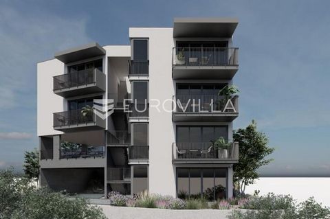 Primošten, a new construction of an urban building with a swimming pool, one-room apartment on the ground floor of 51.35 m2 with a garden and a parking space. It consists of: a comfortable open-plan living room with a kitchen and dining room, a bedro...