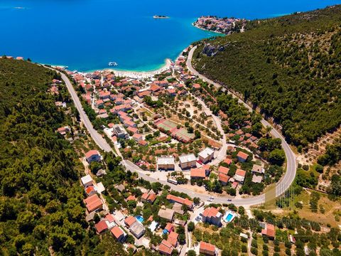 A tourist complex with a hotel, and the accompanying facilities for a pleasant stay located next to the beach in Klek. Klek is a picturesque coastal town located in a beautiful bay along the main road 70 km from Dubrovnik. An excellent place for an i...