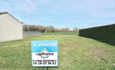 Terrain à bâtir 320 m² 5 min de Surgères Environnement calme À seulement 5 minutes de Surgères, venez découvrir ce terrain à bâtir de 320 m², idéal pour votre projet immobilier. Ses atouts : Environnement calme tout en étant proche des commodités et ...