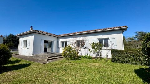 Maison à vendre 4 pièces TONNAY CHARENTE (17) - 109 m² habitables Terrain de 955 m²