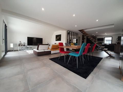 Maison à vendre avec pisince