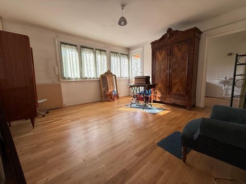 T1 avec balcon, copropriété rénovée