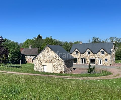 Maison à vendre 6 pièces avec deuxième maison à rénover, double, garage, 11700 m2 terrain LE MESNILBUS (50)