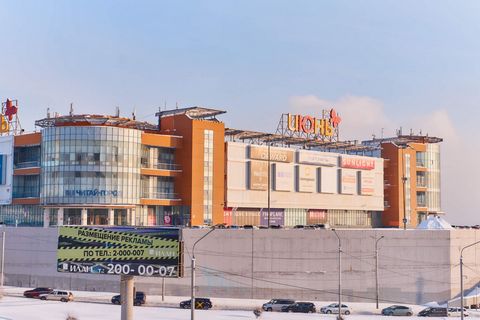 Сбер А предлагает к реализации 100% доли в уставном капитале ООО «Лекс», в собственности недвижимость - Торгово-развлекательный комплекс «ИЮНЬ», адрес: г. Красноярск, ул. Партизана Железняка, д.23. Продажа посредством проведения электронных торгов на...