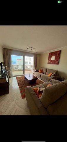 Tenerifevive Inmobiliaria sells an apartment located in Los Gigantes, Santiago del Teide (Tenerife): overlooking the sea and the cliffs of Los Gigantes, on the 5th floor (at the same level as the building entrance), heated pool, large common areas wi...