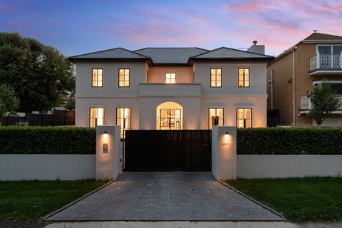 Southwinds is an exquisite residence, commissioned by the current owners and built to high specification and finish. To the front of the property there is a perimeter wall topped with a hedge for privacy. A wide sliding electric gate leads to a priva...