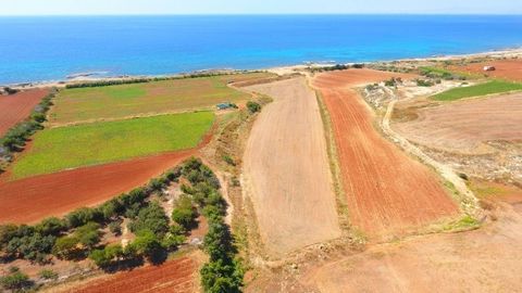This land is located right on the beach with road access, only 15 minutes to Larnaca, 15 minutes to Agia Napa Marina and only 200m from Xylophagou fishing shelter. With title deeds! As per agreement between the Cypriot and British Government to adopt...