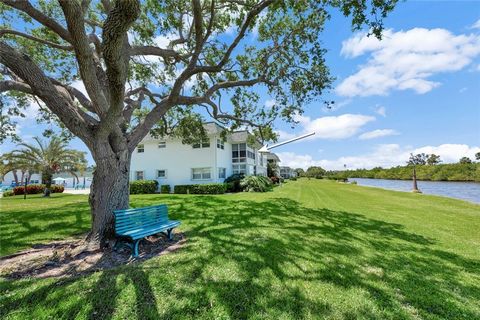 Best Location in Vista Harbor: Highly Sought After & Rarely Available: 2/2 corner unit next to pool & clubhouse. TOTAL Renovation: New Appliances, Bathrooms, Plantation Shutters, Crown Molding/Floor Boards. PLUS, 
