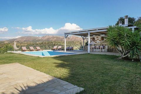 Villa Kalimera avec vue fantastique - piscine privée, barbecue, climatisation, WiFi. Idéal pour les personnes aimant le calme et la nature. Komos, Matala, Pitsida, Festos, Messara
