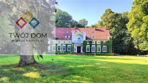 Hunting palace, 35 km from the sea, Manowo commune, Koszalin district, with good access to the S11. The hunting lodge is waiting for you! The hunting palace, located just 35 km from the sea in the municipality of Manowo, Koszalin county, is an ideal ...