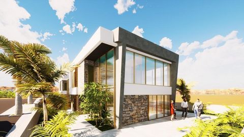 Modern and Bright Luxury House in Porto Santo Discover the perfect combination of luxury, comfort and modern design in this stunning 3 bedroom house located on the idyllic island of Porto Santo. Situated just a 5-minute walk from the vibrant village ...