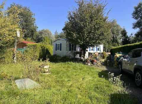 Recreatiegebied van 600 m2 met bomen en omheinde, stacaravan van 24 m2 met terras. Om snel te grijpen! uw vertegenwoordiger Valérie: ...