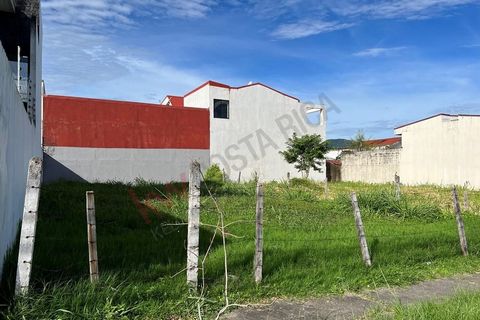 We present you with a magnificent opportunity, a ready-to-build plot of land with an area of 283 square meters. This land is in a very good location, providing you with easy accessibility from several important roads in the city. With a large and ver...