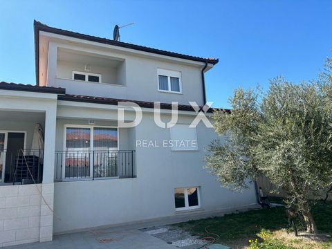 Location: Istarska županija, Labin, Labin. ISTRIA, LABIN - Mediterranean house with a sea view! In the offer of DUX real estate, we offer you a beautiful Mediterranean house with a pool and a view of the sea in a quiet location! It is a holiday villa...