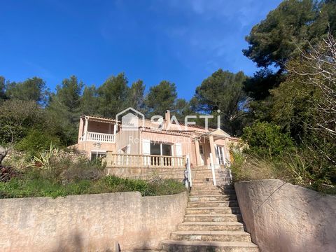 Villa et sa piscine