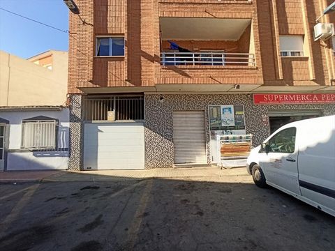 NO COBRAMOS COMISIÓN DE INTERMEDIACIÓN AL COMPRADOR Excelente oportunidad de adquirir en propiedad esta plaza garaje con una superficie de 44m² ubicada en la localidad de Mazarrón, provincia de Murcia. La plaza de garaje se encuentra en perfecto esta...