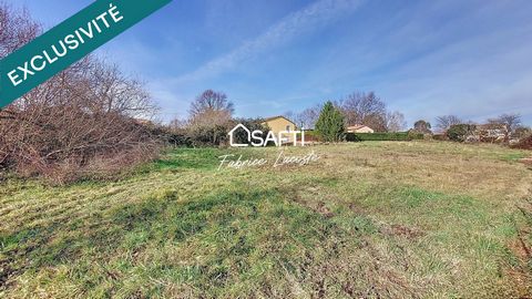 Terrain constructible 2207 m²