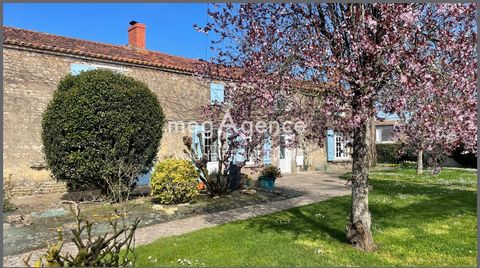 Maison en pierre pour grande famille sur un terrain de 3450M2 avec piscine et dépendances.