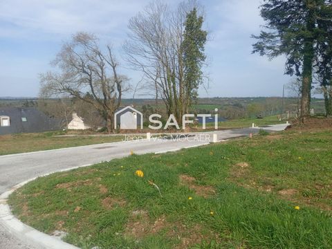 SAINT-THOIS (29520) ; Terrain viabilisé, borné, libre de constructeur, 724 m2.