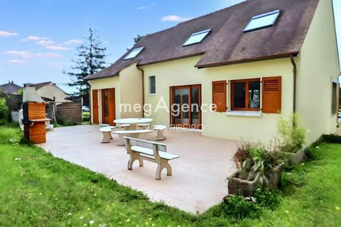 Maison avec terrasse, sous-sol total et grand terrain à Coulommiers !