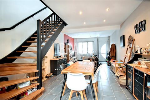 À VENDRE BOULOGNE-SUR-MER Prix : 158 620 Euros LES ATOUTS : Surface : 75 m2 Très bel espace de vie de 30 m2 Cuisine équipée ouverte Buanderie fonctionnelle Salle de bains + WC indépendant À L’ÉTAGE : 2 chambres avec dressings Grenier isolé idéal pour...