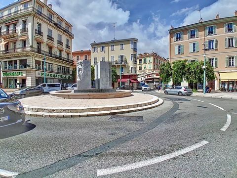 MENTON - PLACE SAINT ROCH - 2.3 PIECES
