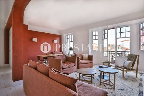 EXCLUSIVE - TERRACOTTA APARTMENT - Located in the city center of Biarritz a few steps from Place Clemenceau and the large beach of Biarritz, this characterful apartment classified 4 stars in the register of tourist furniture, allows holidays all on f...