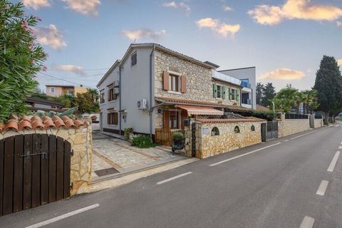 This lovely holiday home is in the Materada region of Istria, which is near Porec. It has 2 spacious bedrooms and can accommodate 8 guests at a time. The holiday home is ideal for someone looking to spend time with their family or friends. Sitting on...