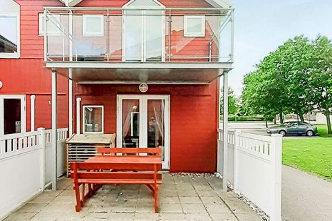 Apartment in the city's best location right next to the city's child - friendly beach, close to Øster Hurup harbor and close to all activity in the city in general. The apartment is furnished with kitchen, dining room and living room as well as bathr...