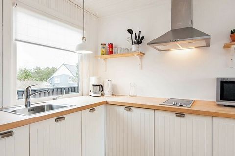 This holiday cottage was renovated in 2017 and has i.a. 50/50 fibre-optic broadband. The house has a unique location in the dunes a few minutes walk from the North Sea which has the finest sand beach and the cosy town environment at Vejers. Free admi...
