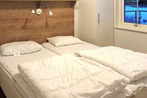In Stöten in Sälen, this nicely furnished apartment is on the second floor with wonderful views and proximity to both mountains, beautiful nature and beautiful plains. The accommodation has 3 bedrooms and in two of these there are two double beds. Th...