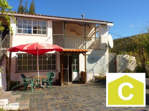 Two habitable houses in private location in Campelo Figueiro dos Vinhos Two habitable houses in private location in Campelo Figueiro dos Vinhos This property is located not far from the mountain village called Campelo, which is part of Figueiro dos V...